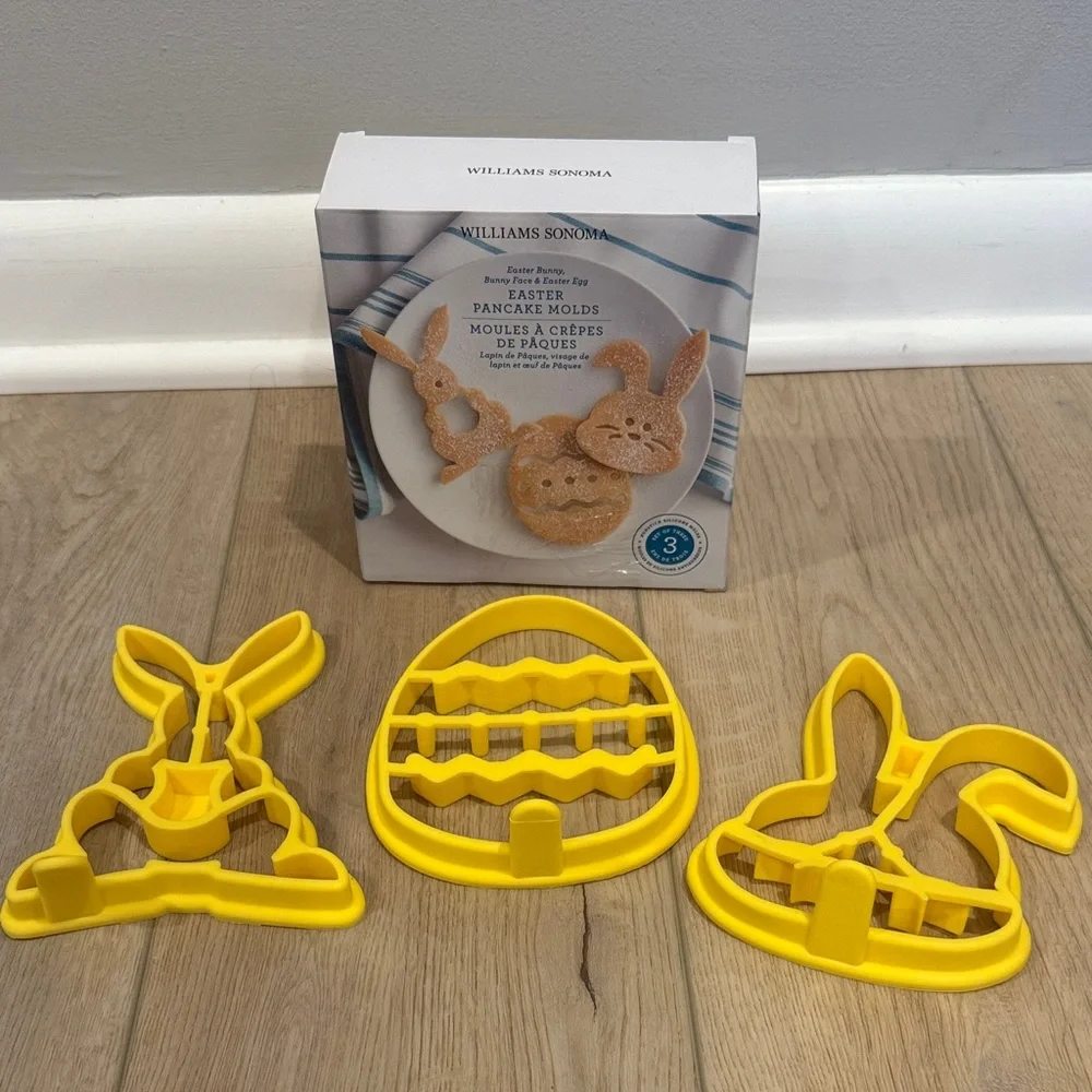 Williams Sonoma Silicone Pancake Molds - Halloween and Spring Designs